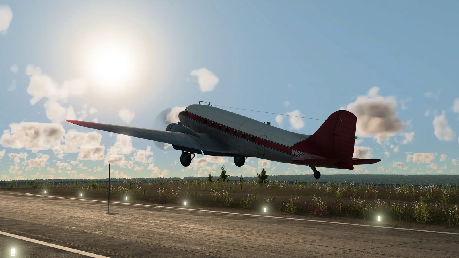 Avião de passageiros vermelho e branco decolando de uma pista ao entardecer.